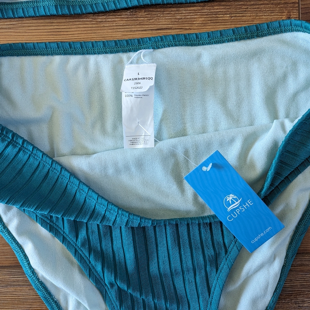 NWT Cupshe Solid Green 2 Piece Swimsuit Bikini High-Waisted L - Picture 5 of 9